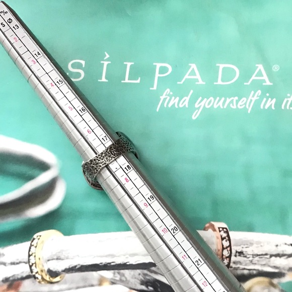 Silpada Rare Oxidized Sterling Silver Ring 
Size  7 - Picture 4 of 7